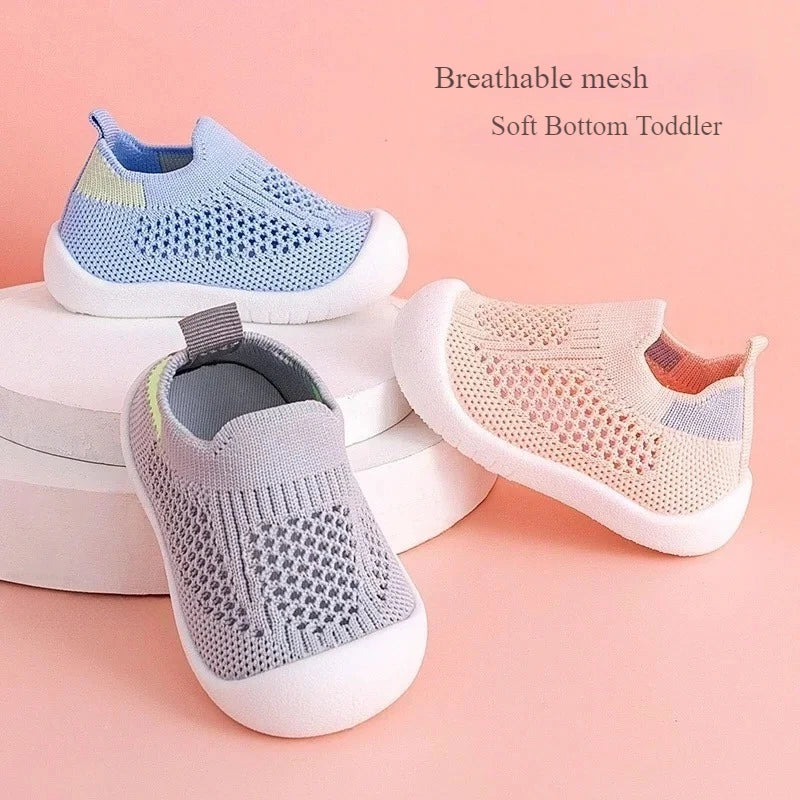 Breathable Knit Mesh Walking Shoes Spring Summer Soft Sole