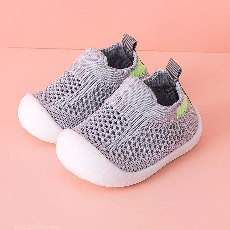 Breathable Knit Mesh Walking Shoes Spring Summer Soft Sole