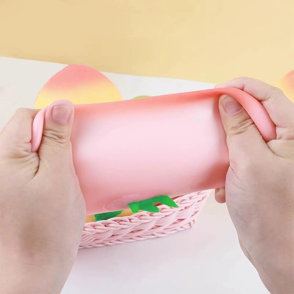 Fidget Toy Cartoon Peach PU Squishy Slow Rising Anti Stress